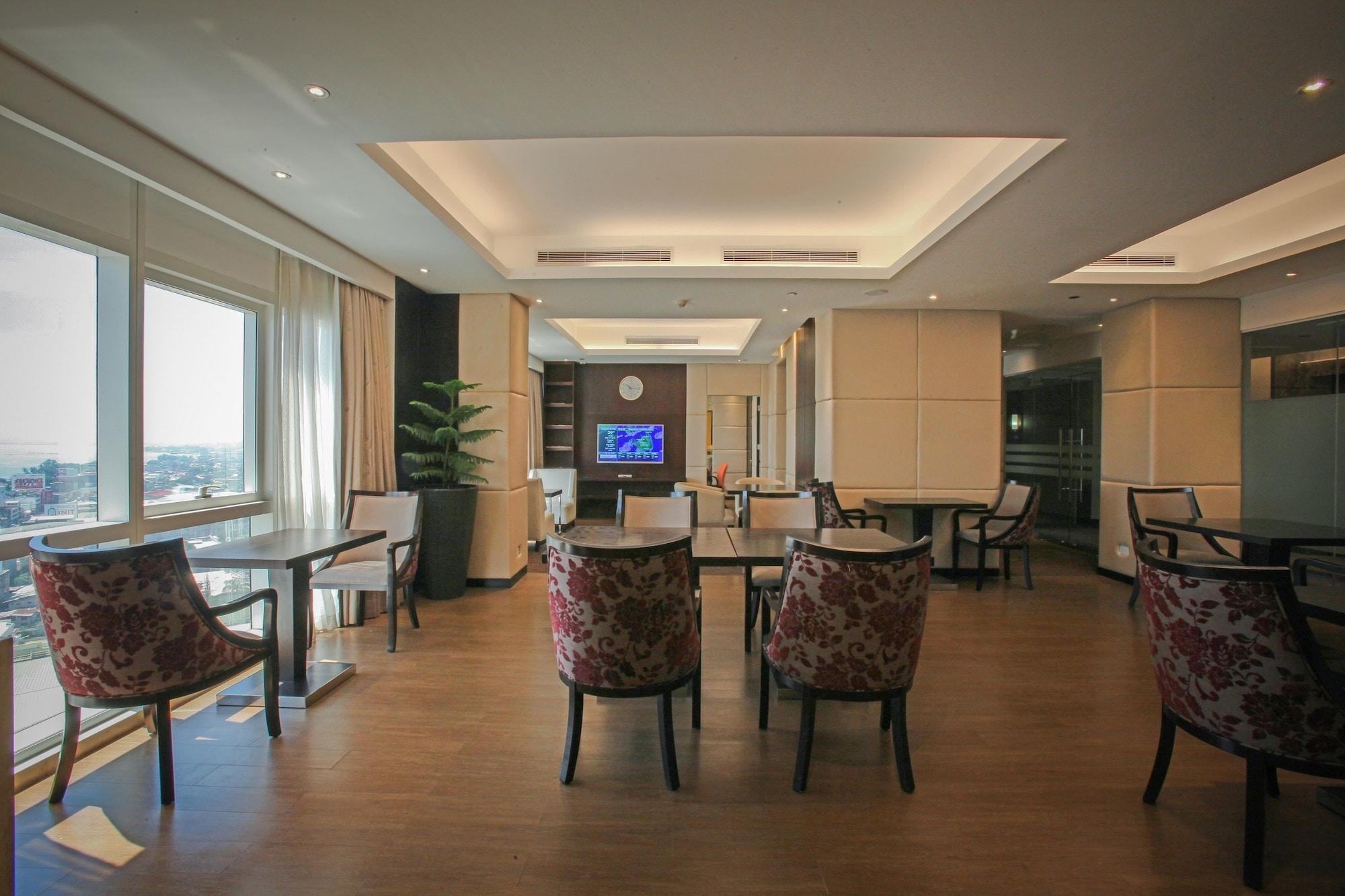 Limketkai Luxe Hotel Cagayán de Oro Extérieur photo