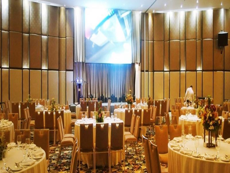 Limketkai Luxe Hotel Cagayán de Oro Extérieur photo